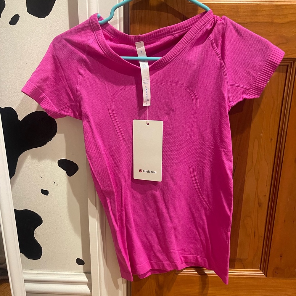 3 LULULEMON swiftlys